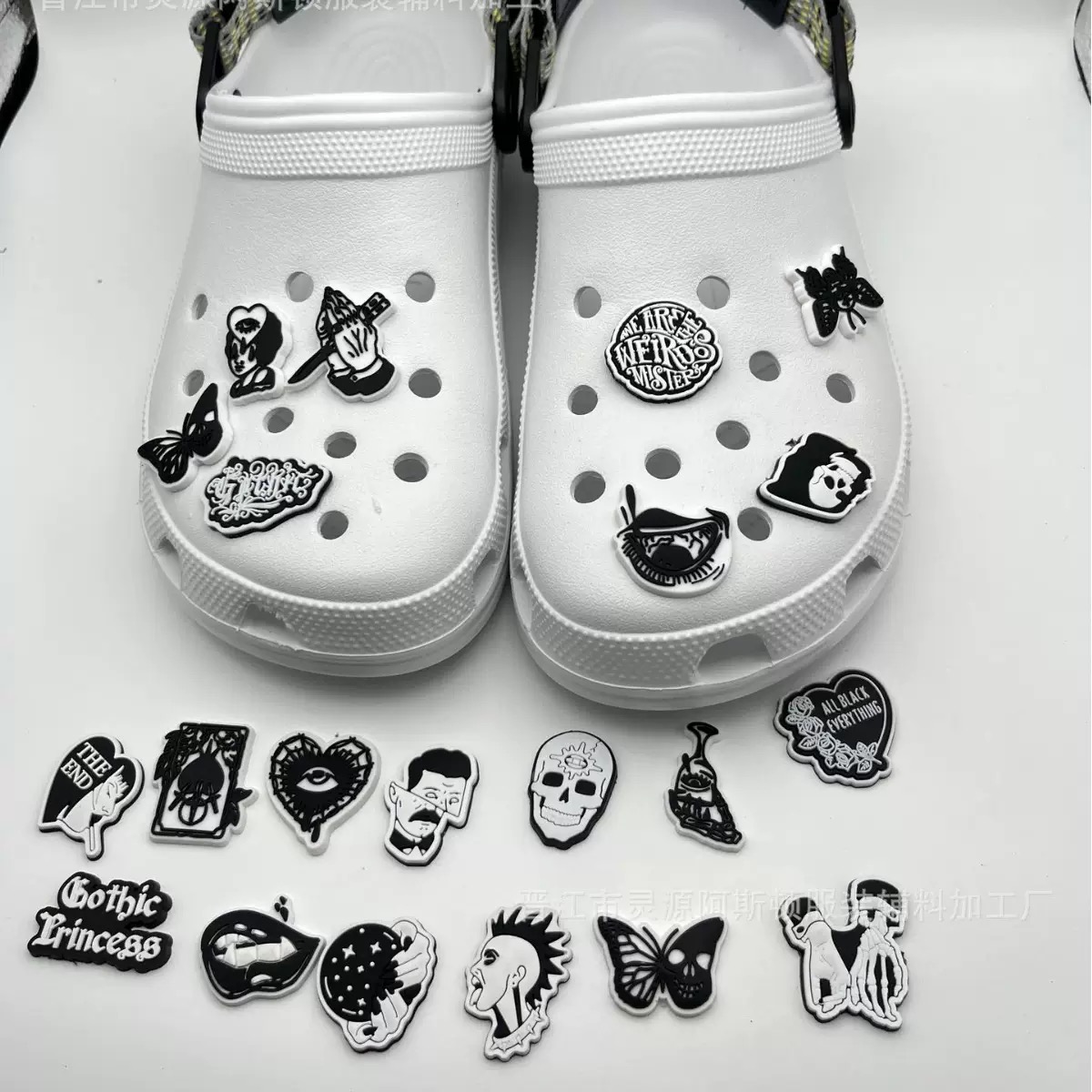 23 adornos de Halloween de ter - Men'S Shoes Crocs reseña y precio
